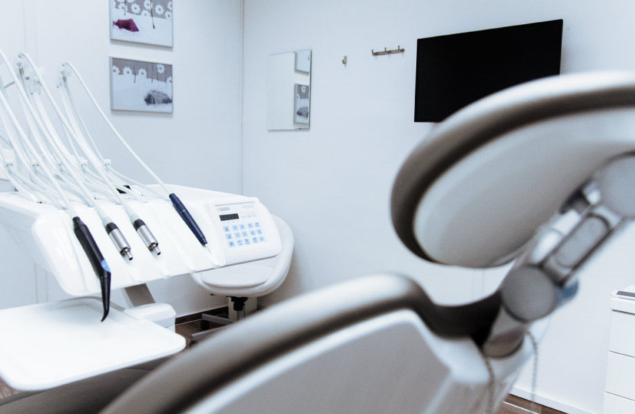 dental chair for dental hygiene appointments