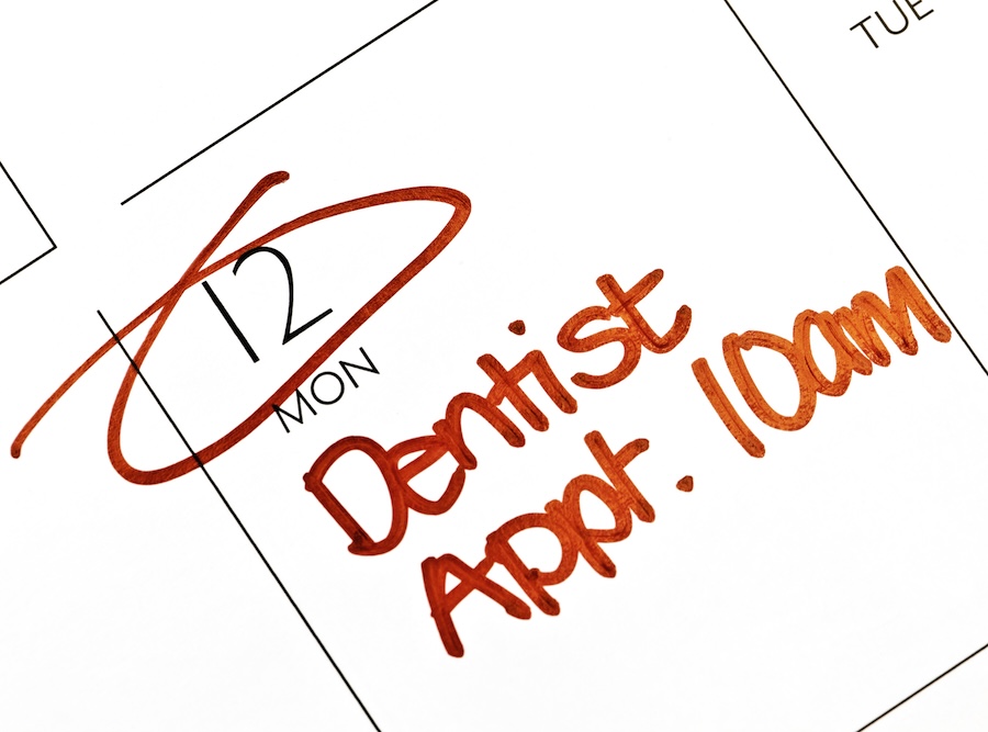 preventive dentistry appointment on calendar to remind patient to go to the dentist to prevent dental issues
